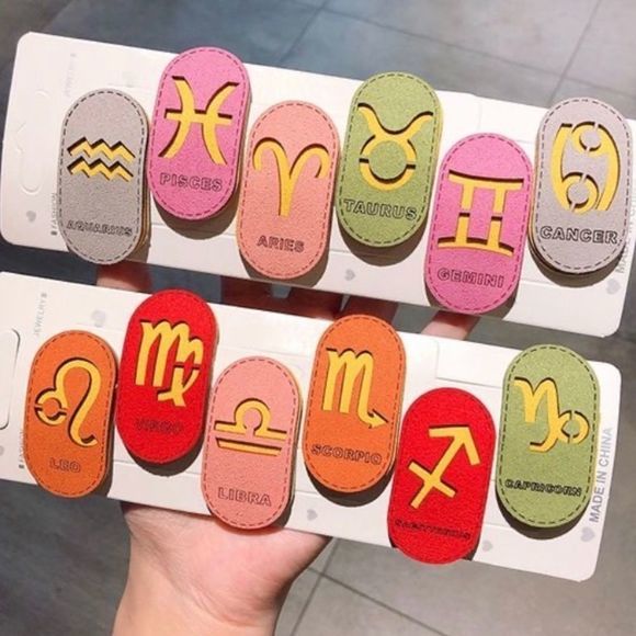 🎉HP🎉 3/$25 Pisces Zodiac barrettes - Picture 3 of 4